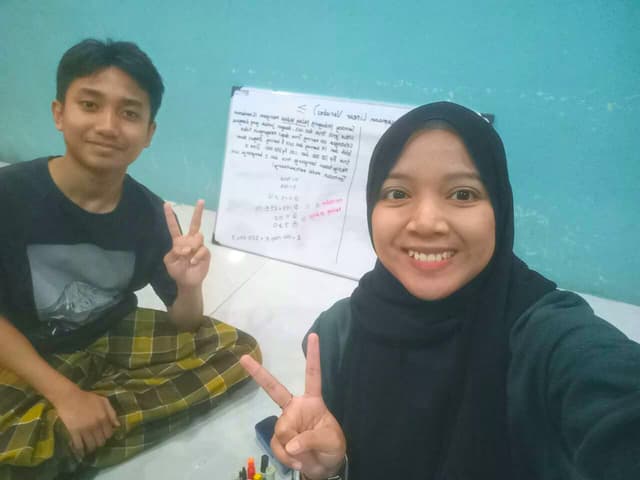 Kegiatan belajar Alyasha Eka Putri